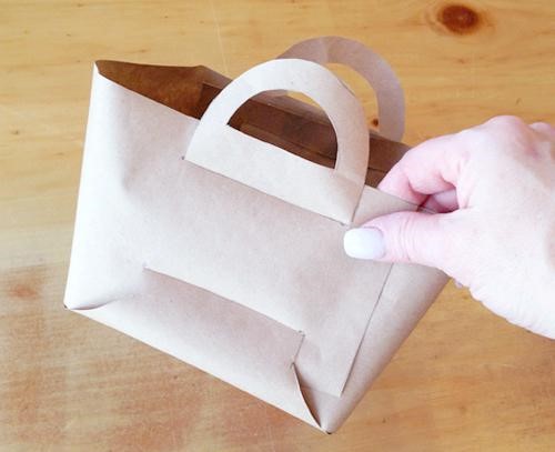 Как сделать сумку из бумаги своими руками